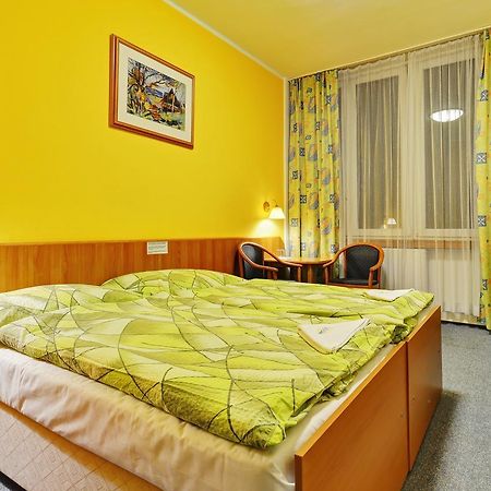 Hotel Slunce Havlíčkův Brod Exterior foto