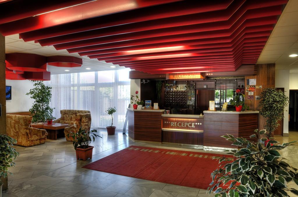 Hotel Slunce Havlíčkův Brod Exterior foto